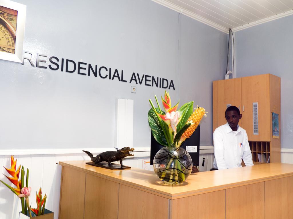 Hotel Avenida Sao Tome Exteriör bild