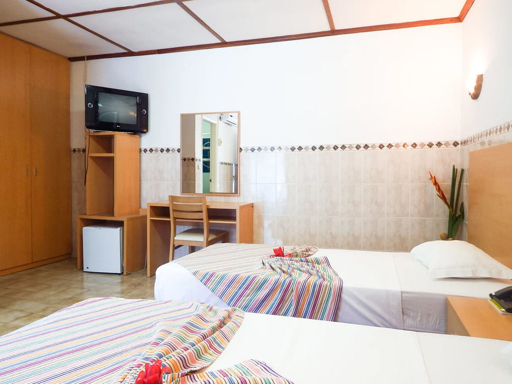 Hotel Avenida Sao Tome Exteriör bild
